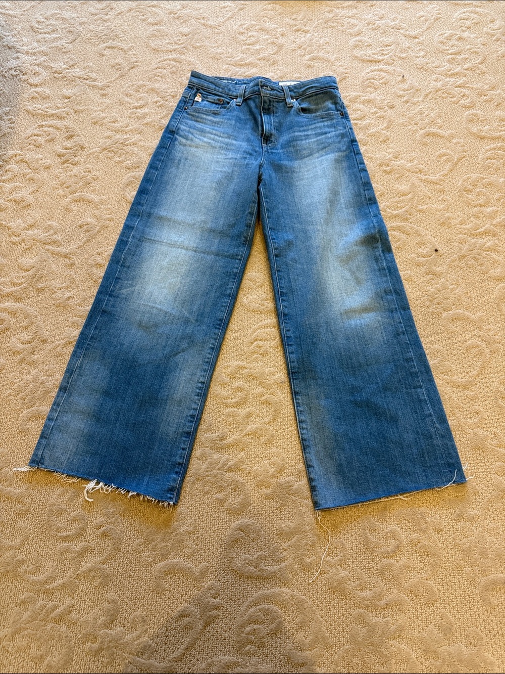 AG Saige  ankle length Jean Women's Wide Leg Blue Jeans - Casual Raw Hem